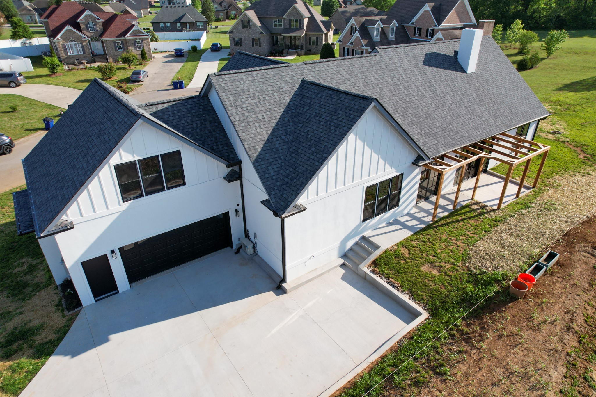 100 Waycross Dr