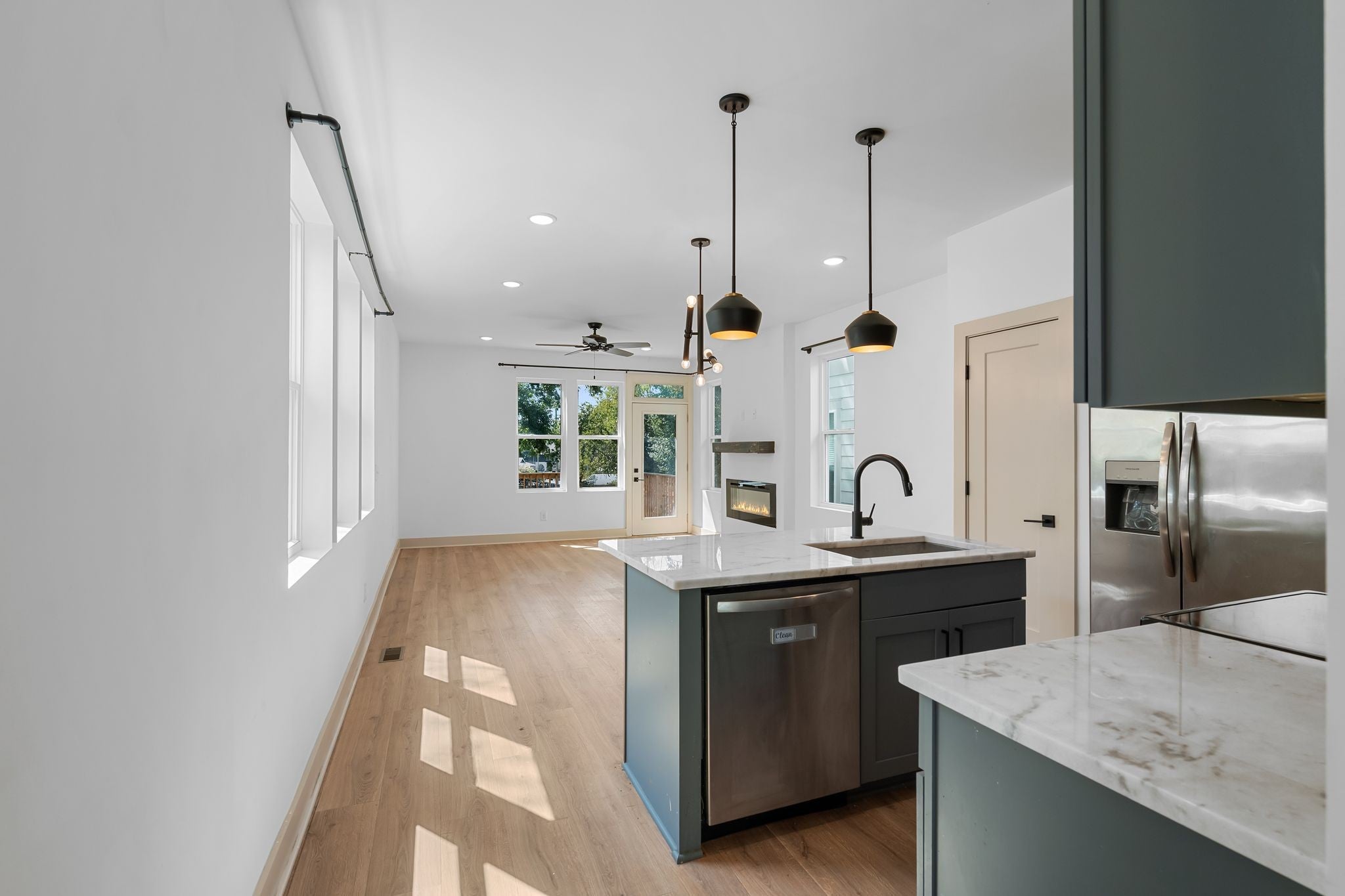 204A Alta Loma Rd
