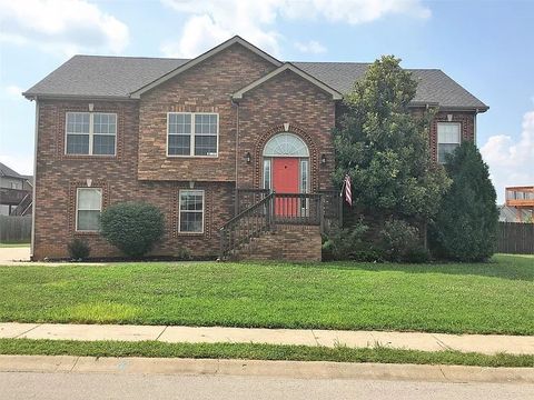 1164 Chinook Cir Clarksville TN 37042