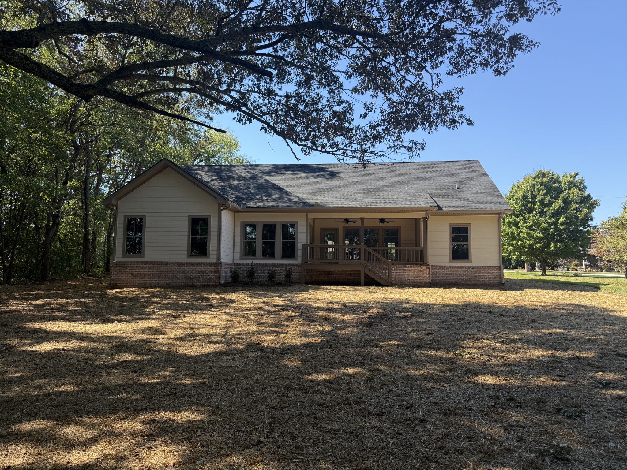 369 Pickney Rd