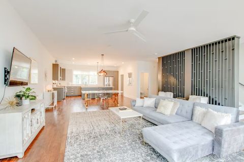 2106 9th Ave N 3 Nashville TN 37208