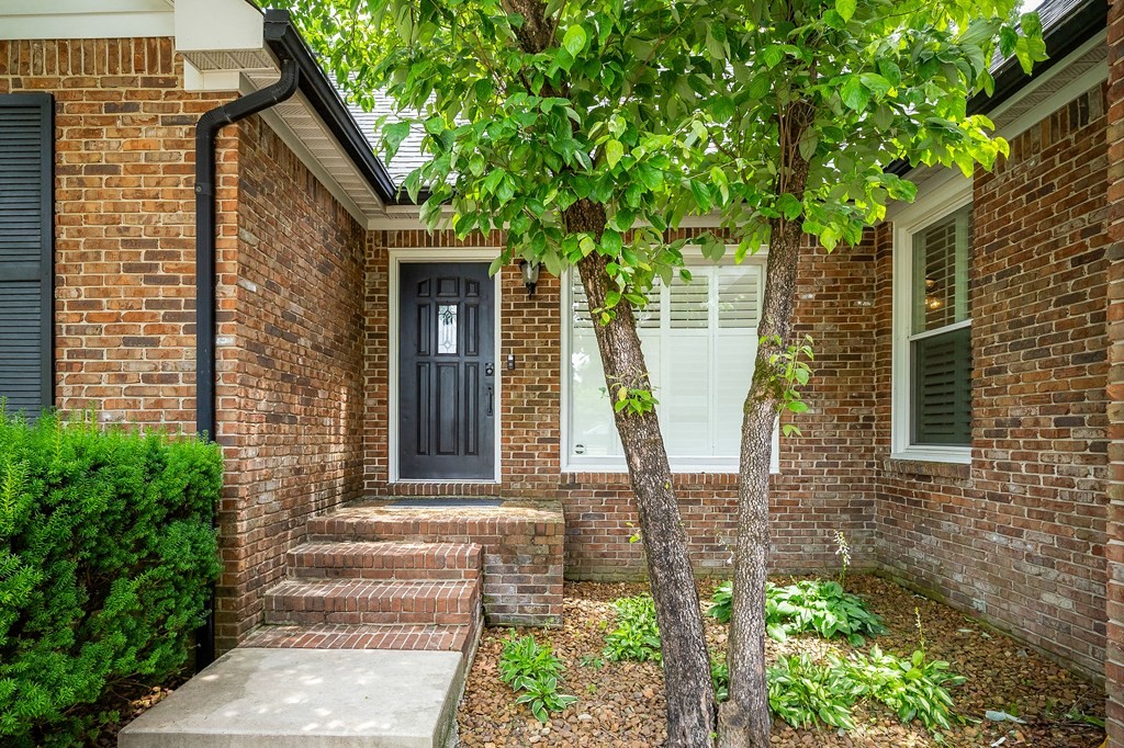 755 Fireside Dr