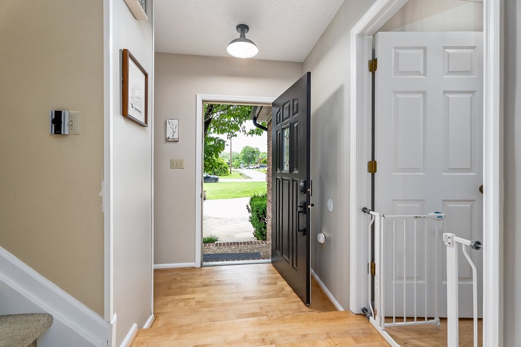 755 Fireside Dr