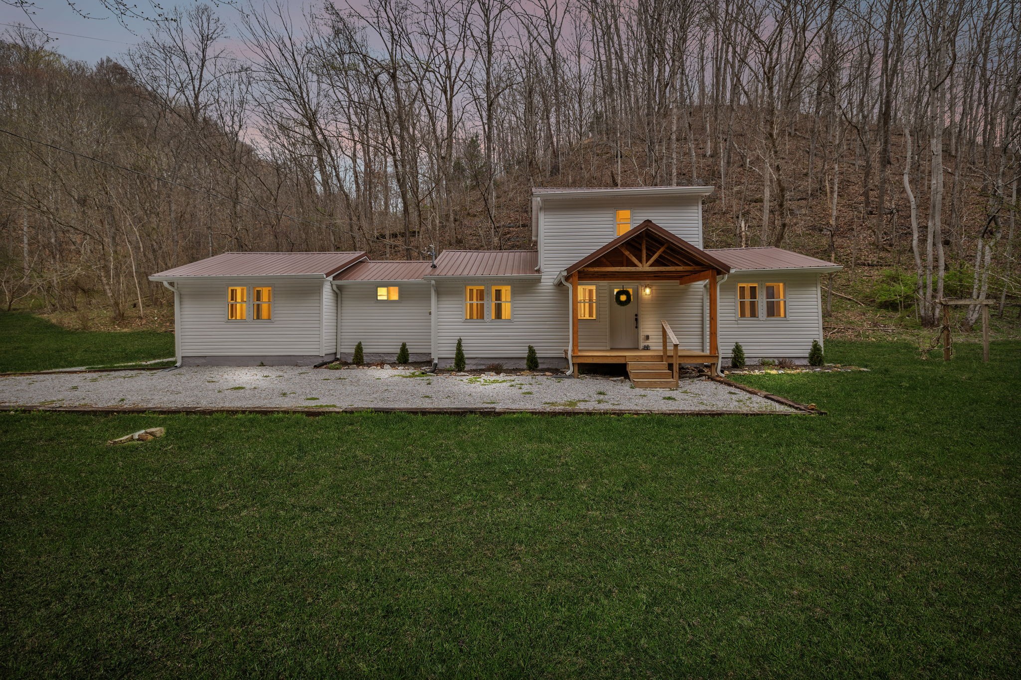 1069 Pleasant Shade Hwy