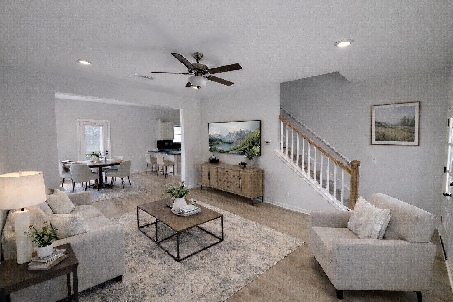 5728 Shoreline Drive