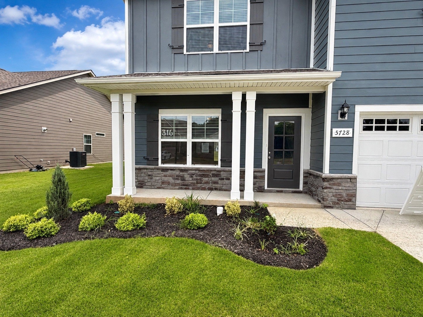 5728 Shoreline Drive