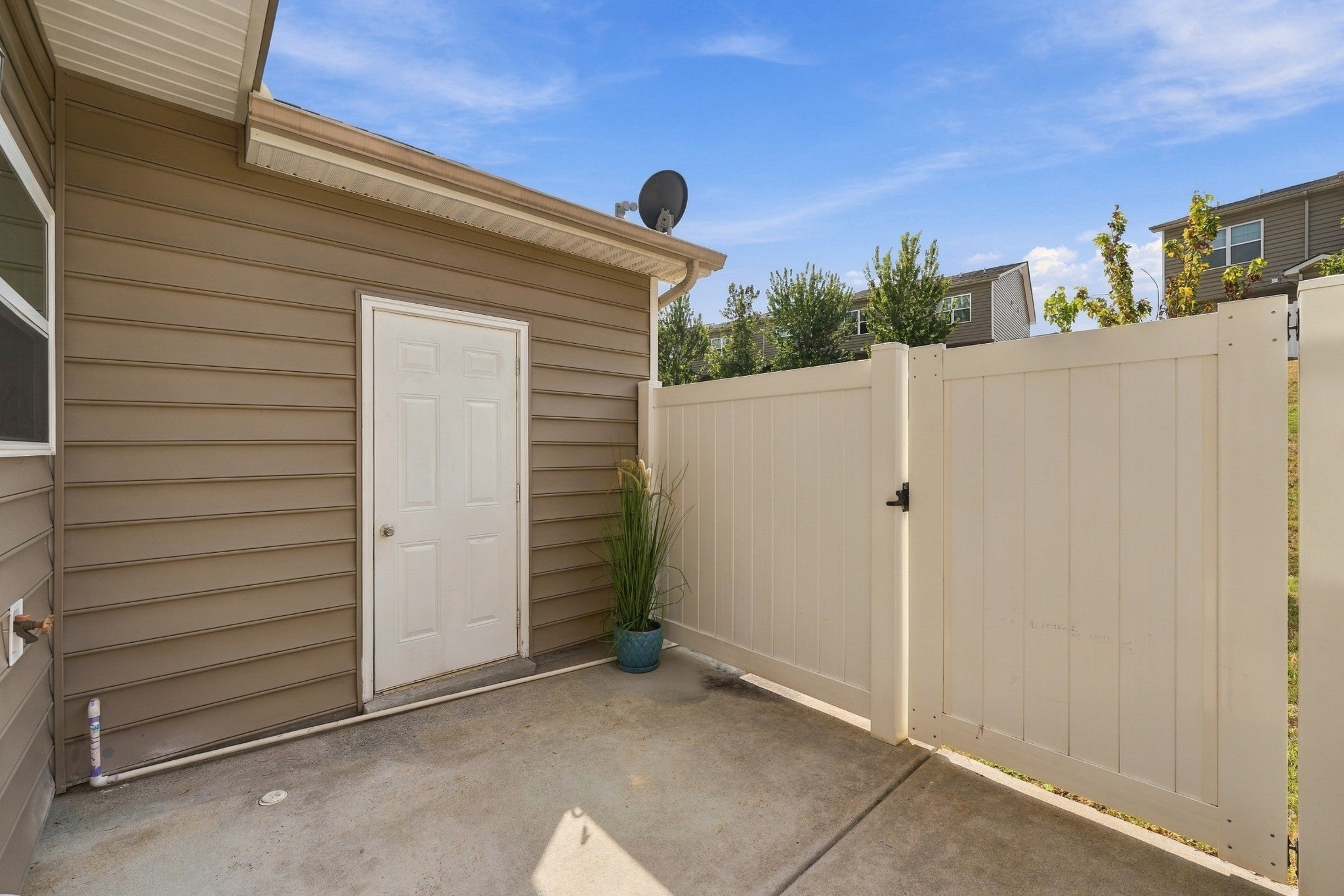 1063 Bradburn Village Dr