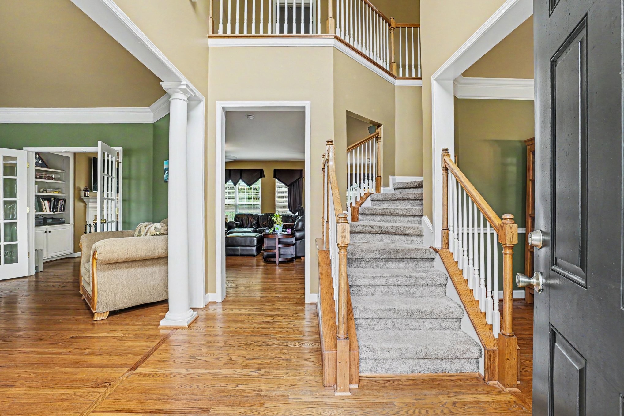 828 Loretta Dr
