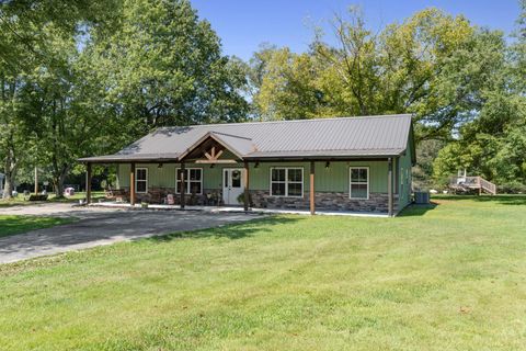 232 Clyde Vickers Rd Estill Springs TN 37330