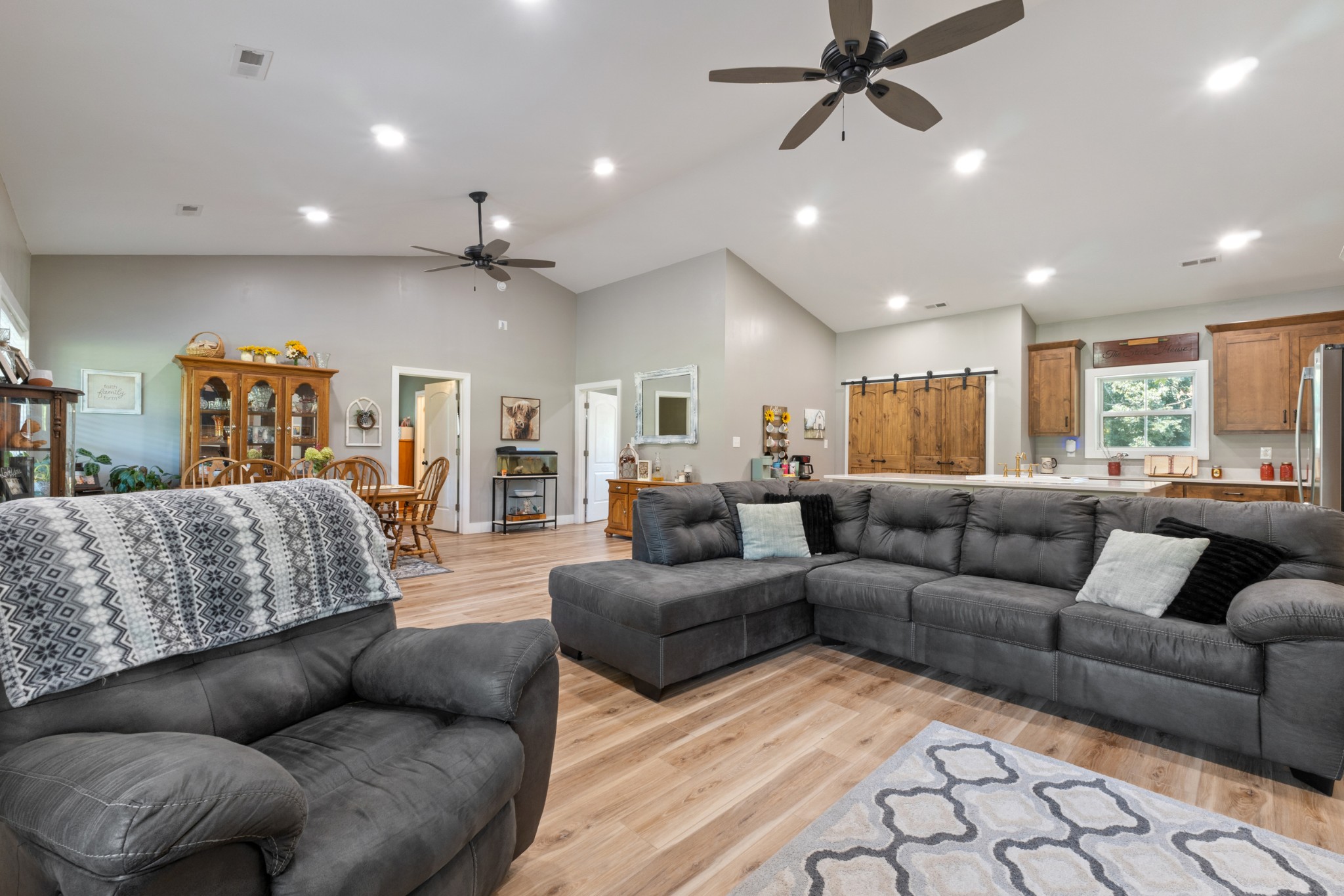 232 Clyde Vickers Rd