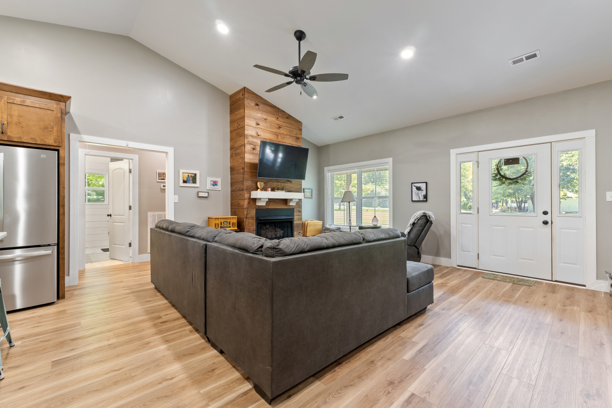 232 Clyde Vickers Rd