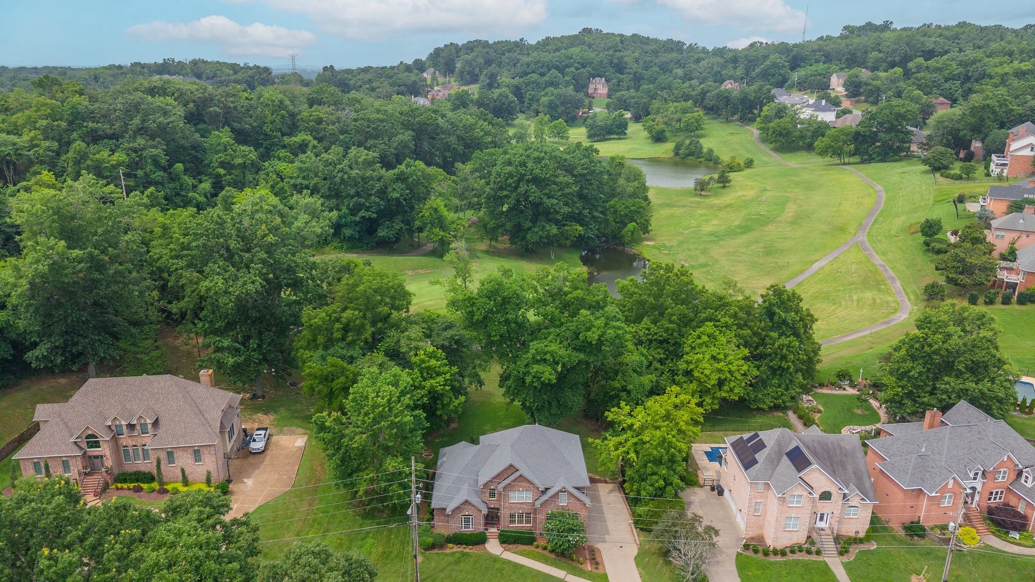 127 Country Hills Dr