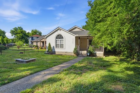 Photo of 1535 11th Ave N, Nashville, TN 37208 (MLS # 3221883)