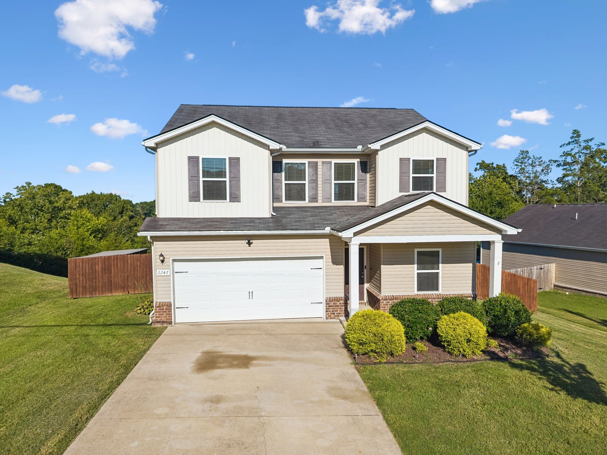 2247 Bee Hive Dr