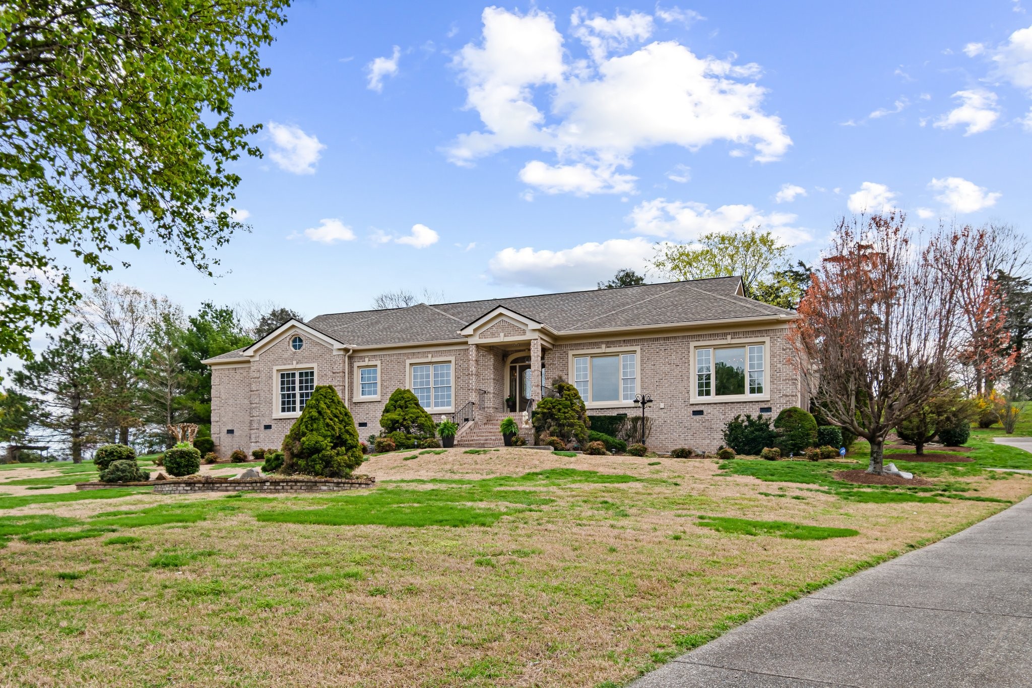 1782 Masters Dr