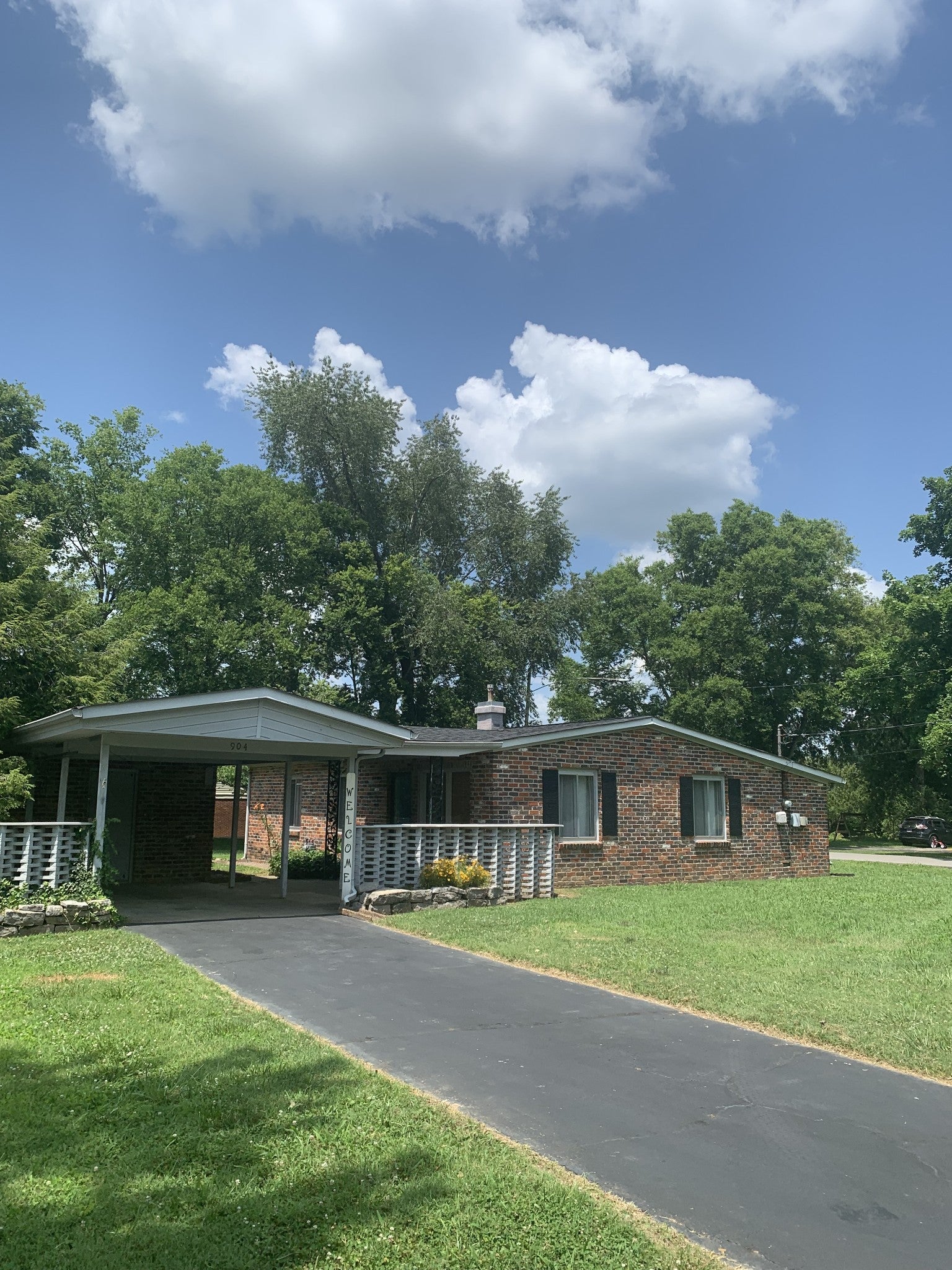 904 Rackley Dr