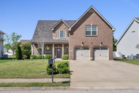 803 Carousel Ct Clarksville TN 37043