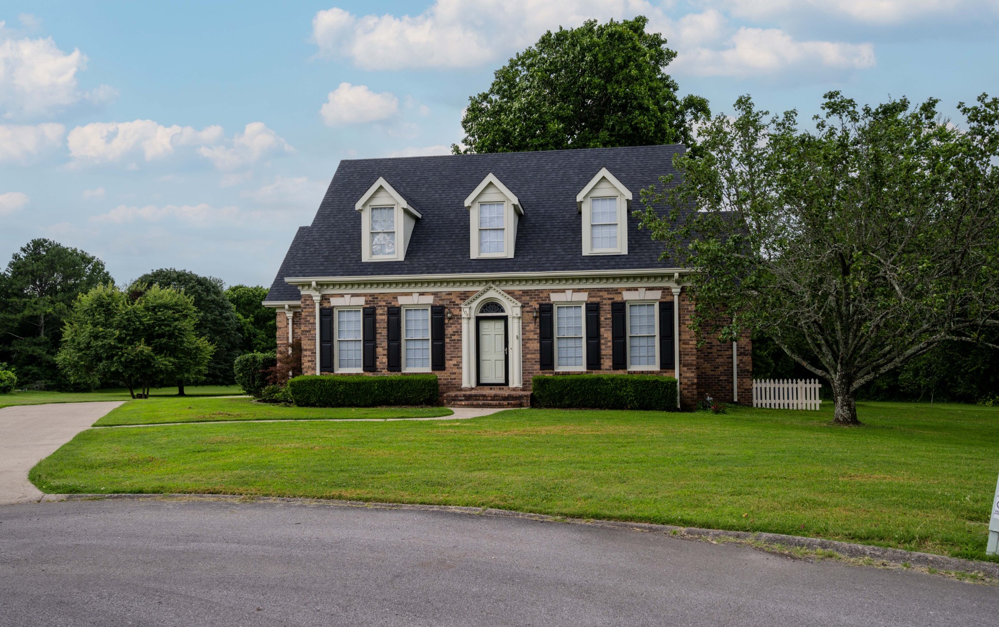 106 Rosewood Ct