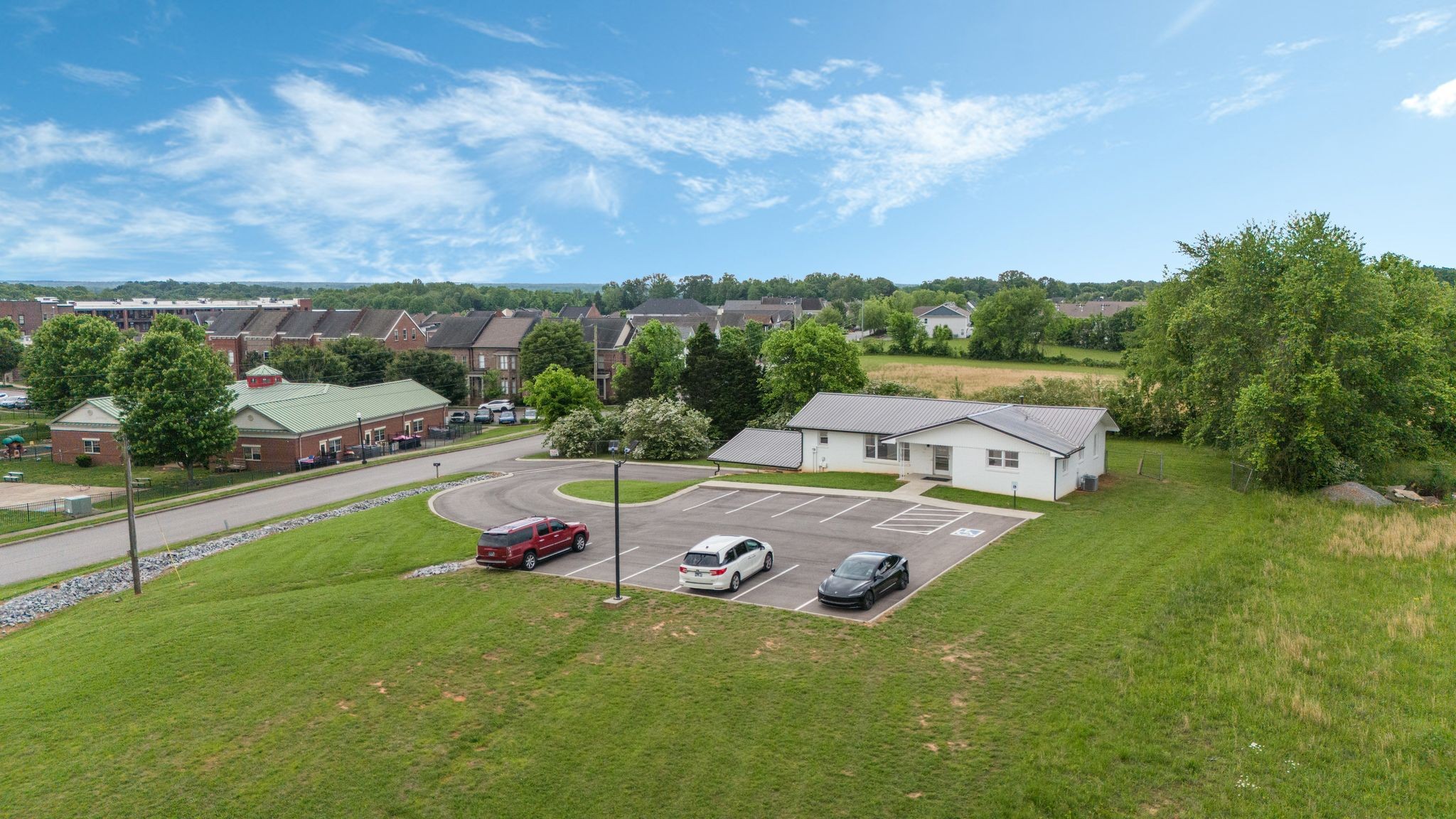 1665 Hicks Edgen Rd