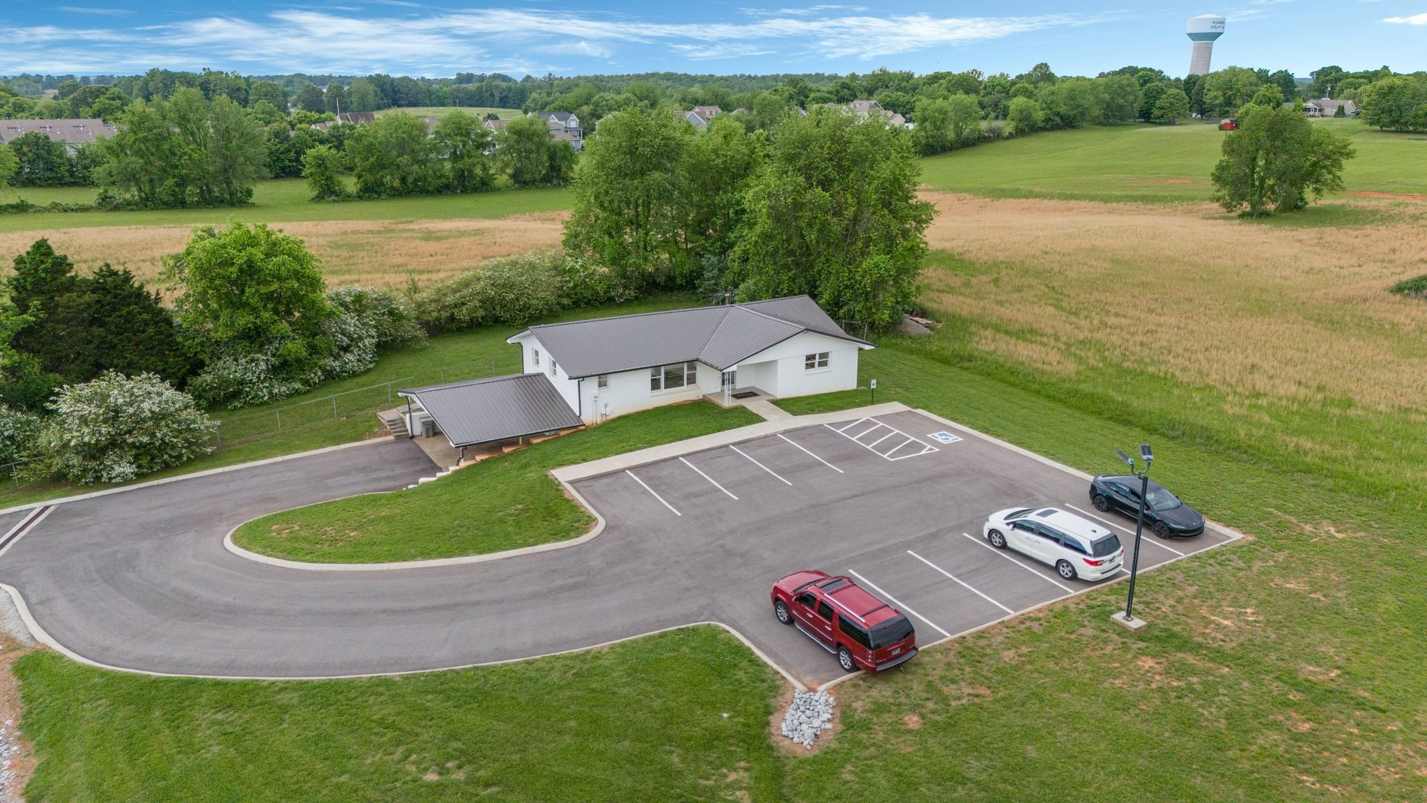 1665 Hicks Edgen Rd