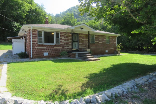 1757 WET MILL CREEK RD, CELINA, TN 38551 - Image 65fbd36fecf091ea28cc2b6943a6a5e7/2152222874