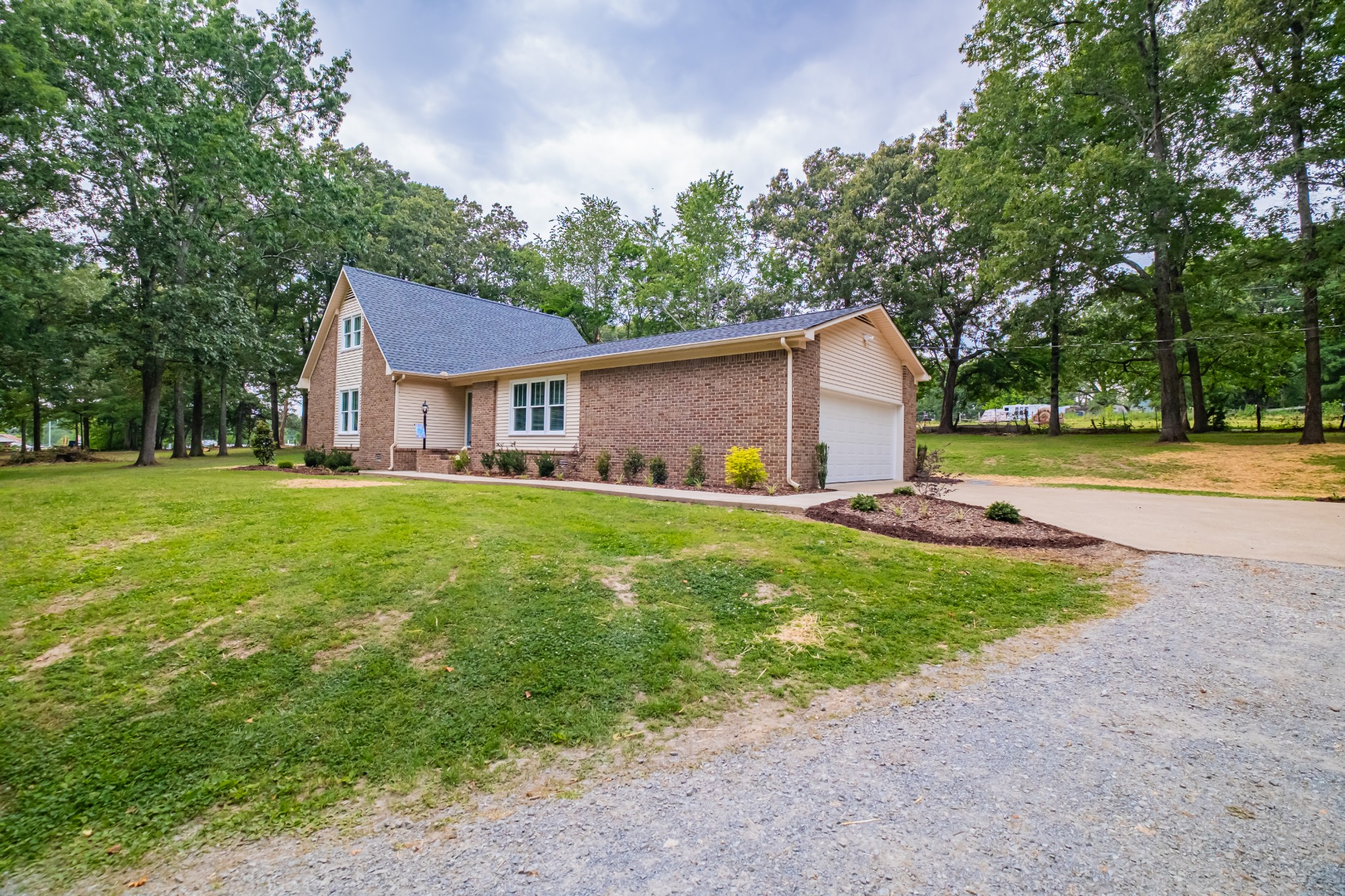 10 Hilldale Church Rd