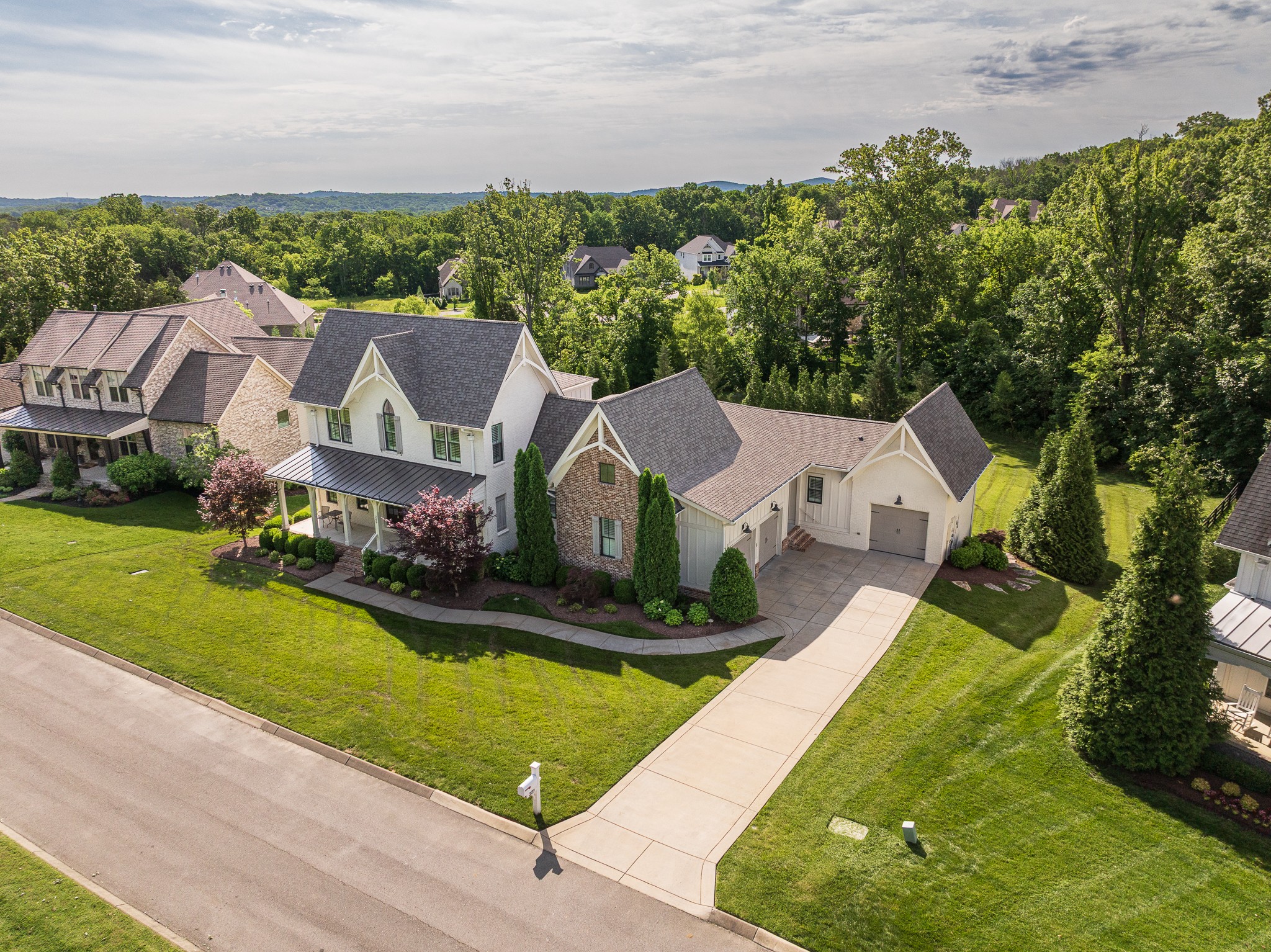 209 Gilchrist South Cir
