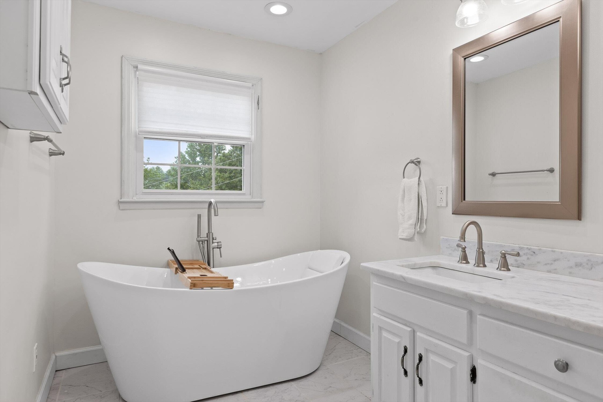 3611 Glen Oaks Drive
