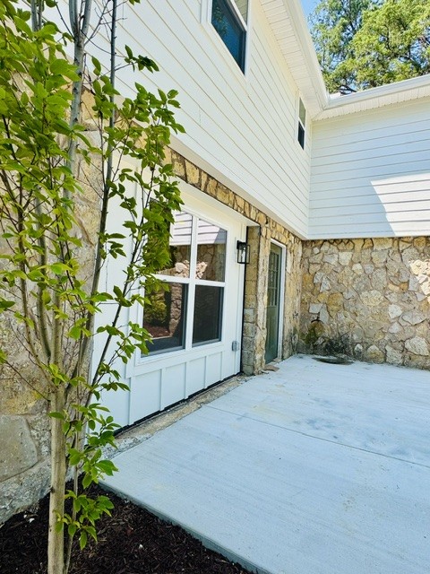 604 Debbie Dr