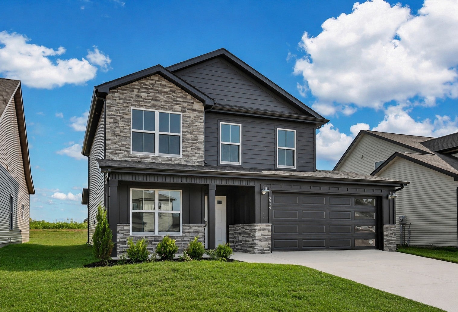 2729 Brewster Dr