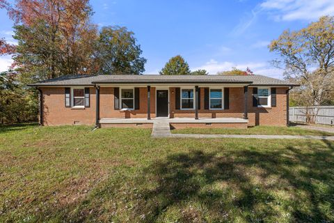 212 Westside Dr Tullahoma TN 37388