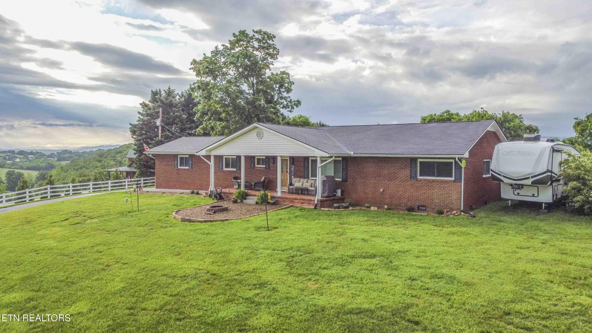 1124 Carolina Drive