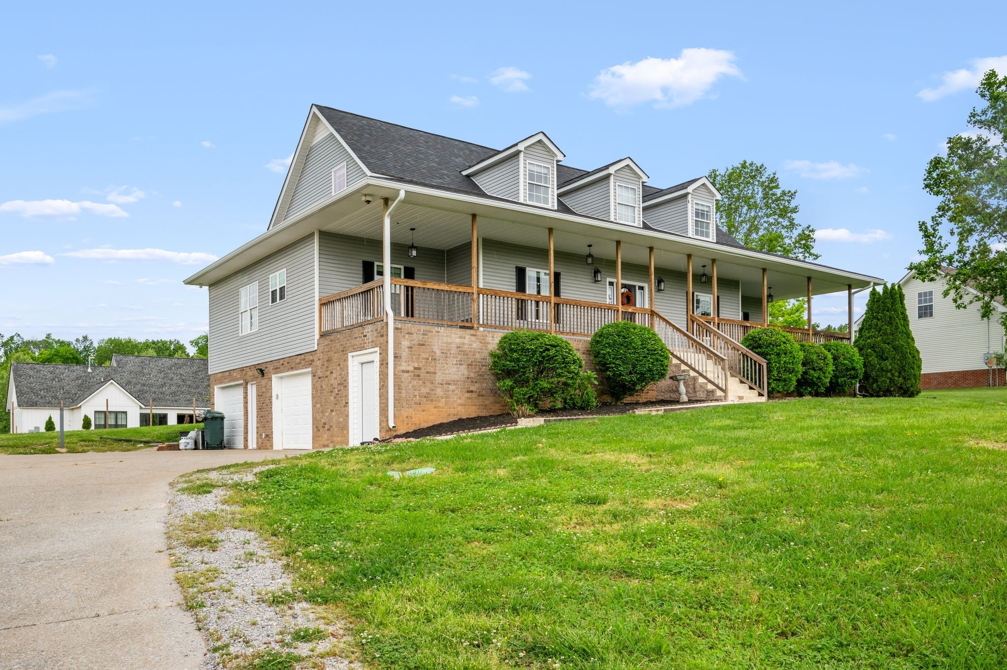 830 Blakemore Rd