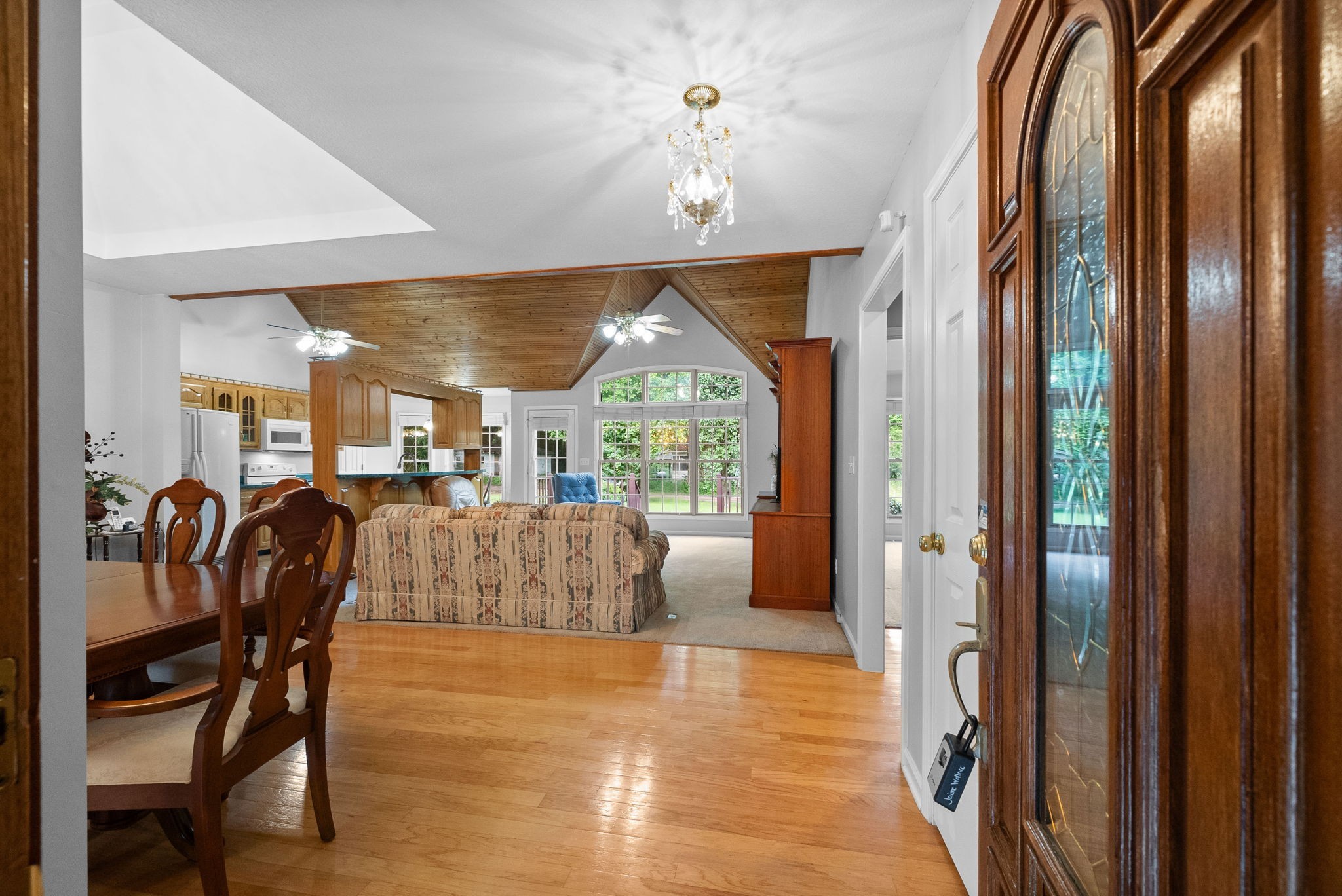 31 White Oak Rd