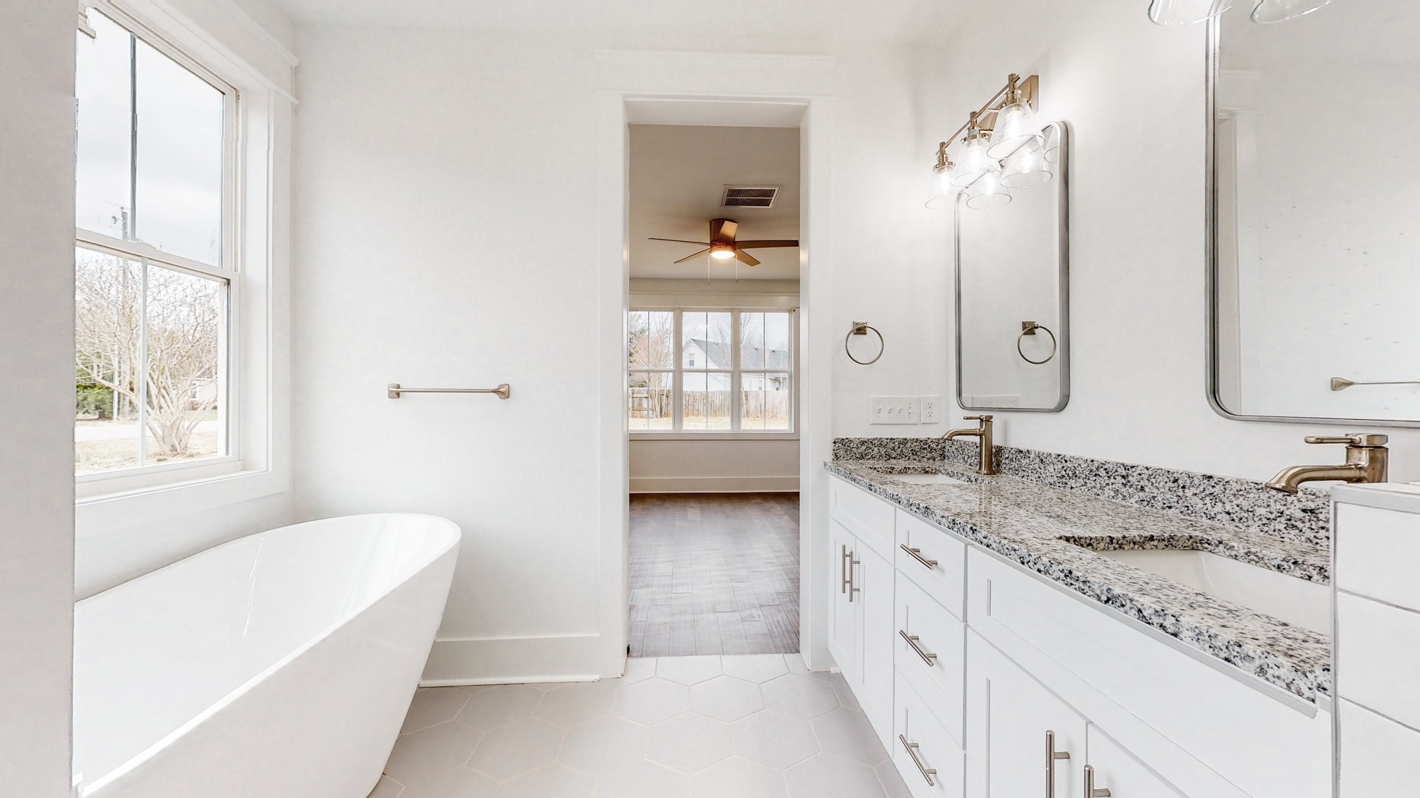 Murfreesboro, Tennessee 37128, United States, 3 Bedrooms Bedrooms, ,3 BathroomsBathrooms,Residential,Pending,80436