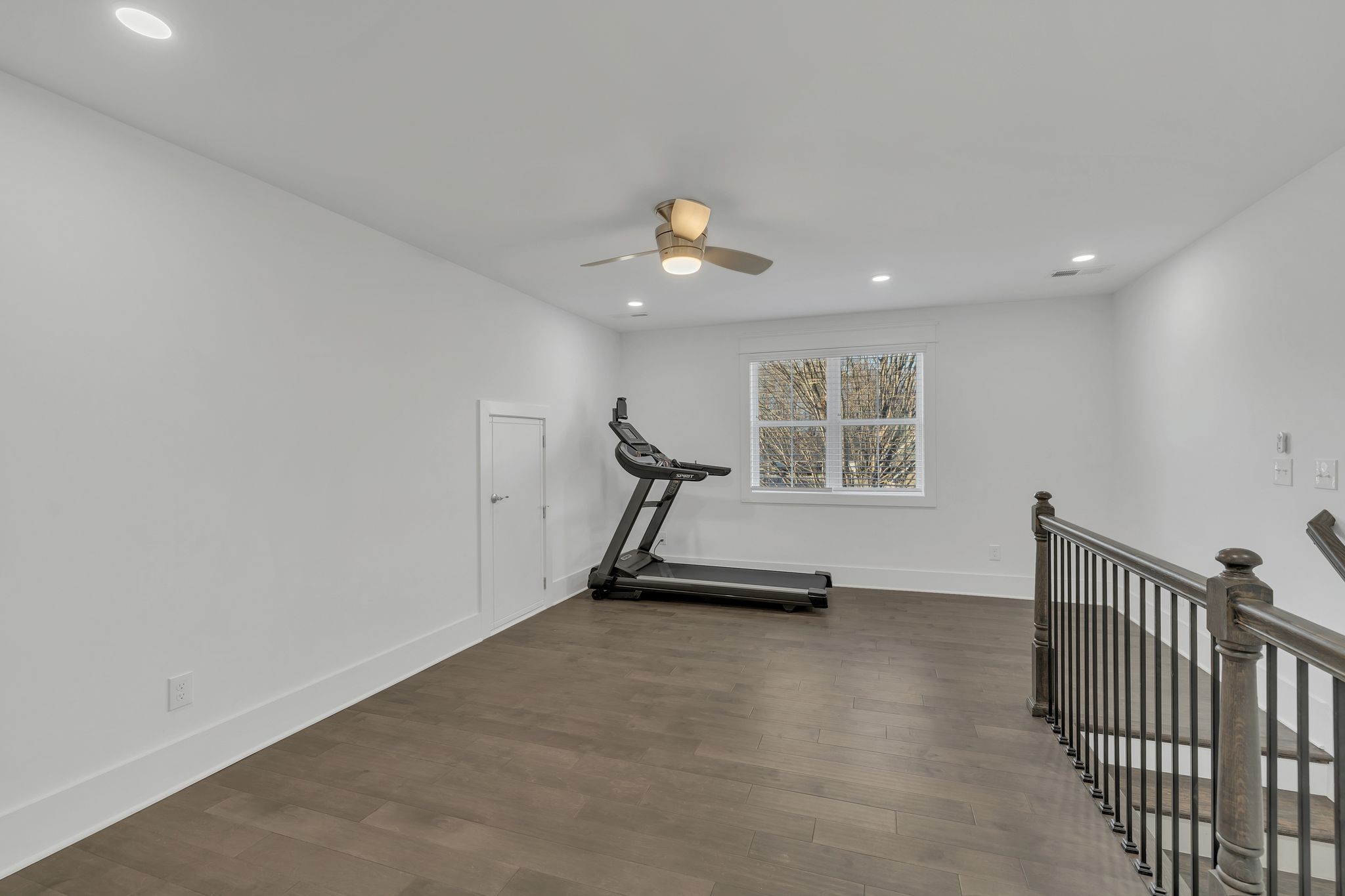 Murfreesboro, Tennessee 37128, United States, 3 Bedrooms Bedrooms, ,3 BathroomsBathrooms,Residential,Pending,80436