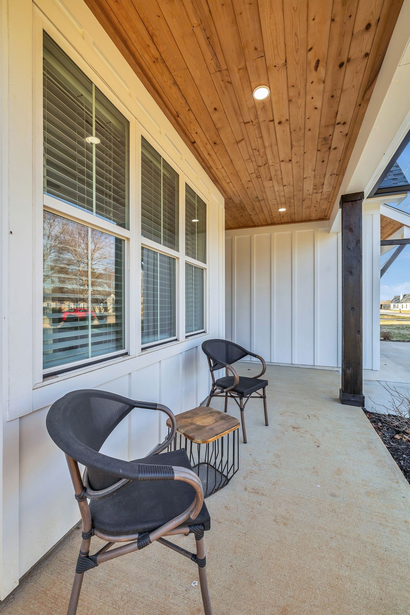 Murfreesboro, Tennessee 37128, United States, 3 Bedrooms Bedrooms, ,3 BathroomsBathrooms,Residential,Pending,80436