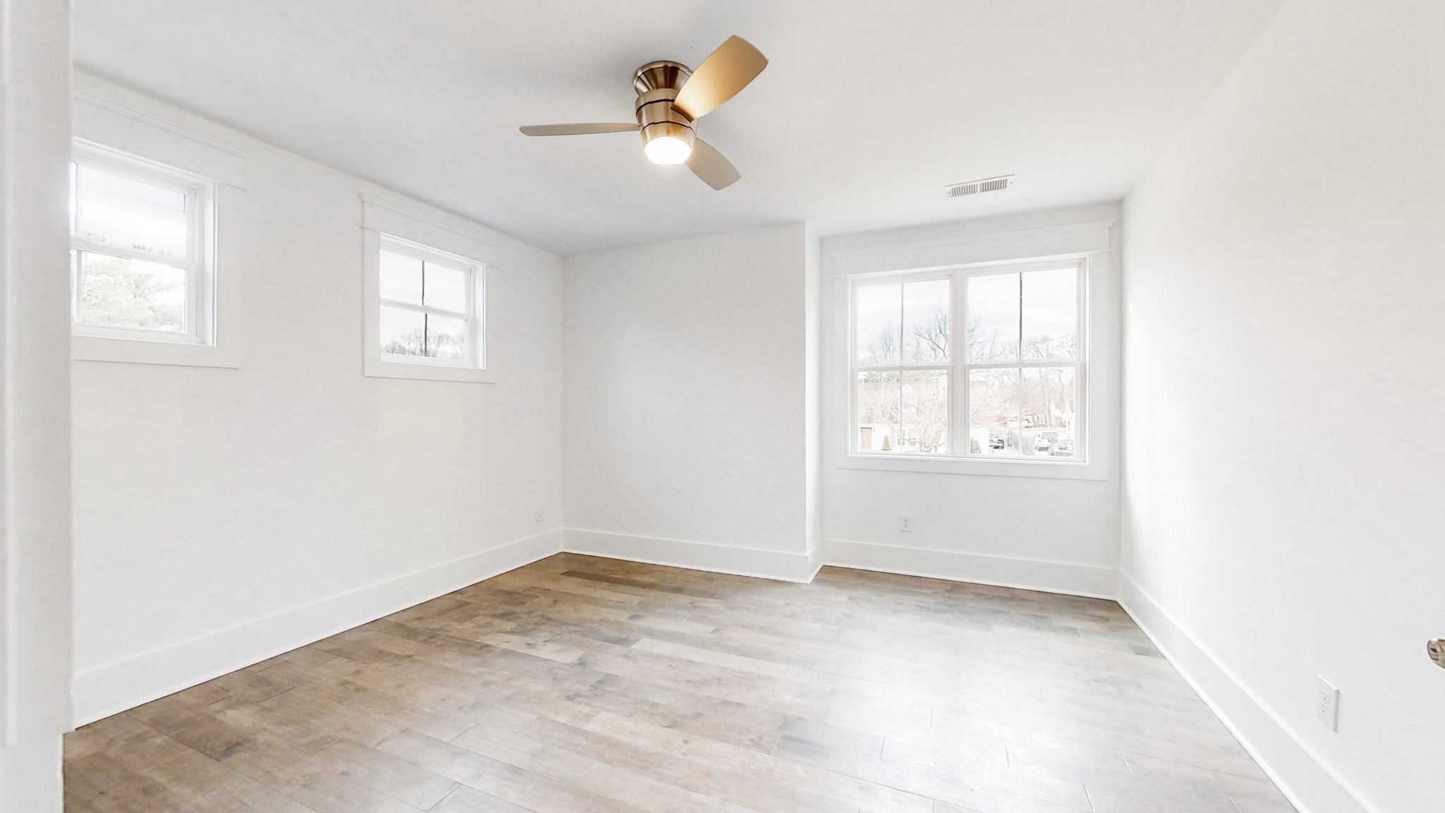 Murfreesboro, Tennessee 37128, United States, 3 Bedrooms Bedrooms, ,3 BathroomsBathrooms,Residential,Pending,80436