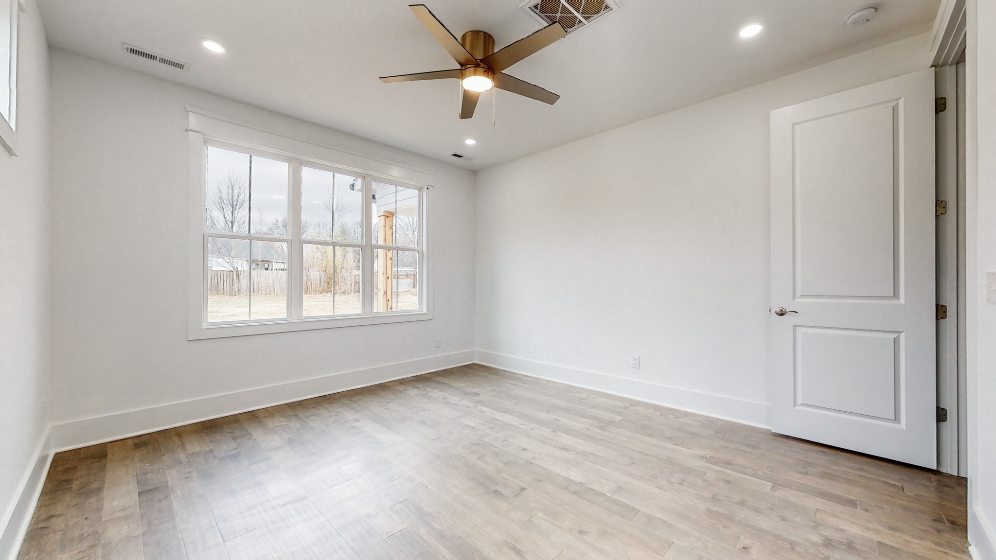 Murfreesboro, Tennessee 37128, United States, 3 Bedrooms Bedrooms, ,3 BathroomsBathrooms,Residential,Pending,80436