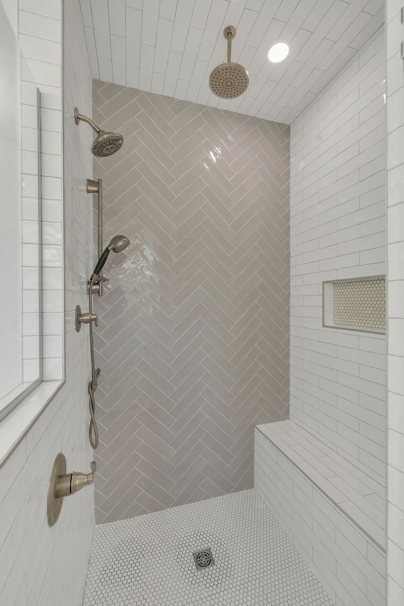 Murfreesboro, Tennessee 37128, United States, 3 Bedrooms Bedrooms, ,3 BathroomsBathrooms,Residential,Pending,80436