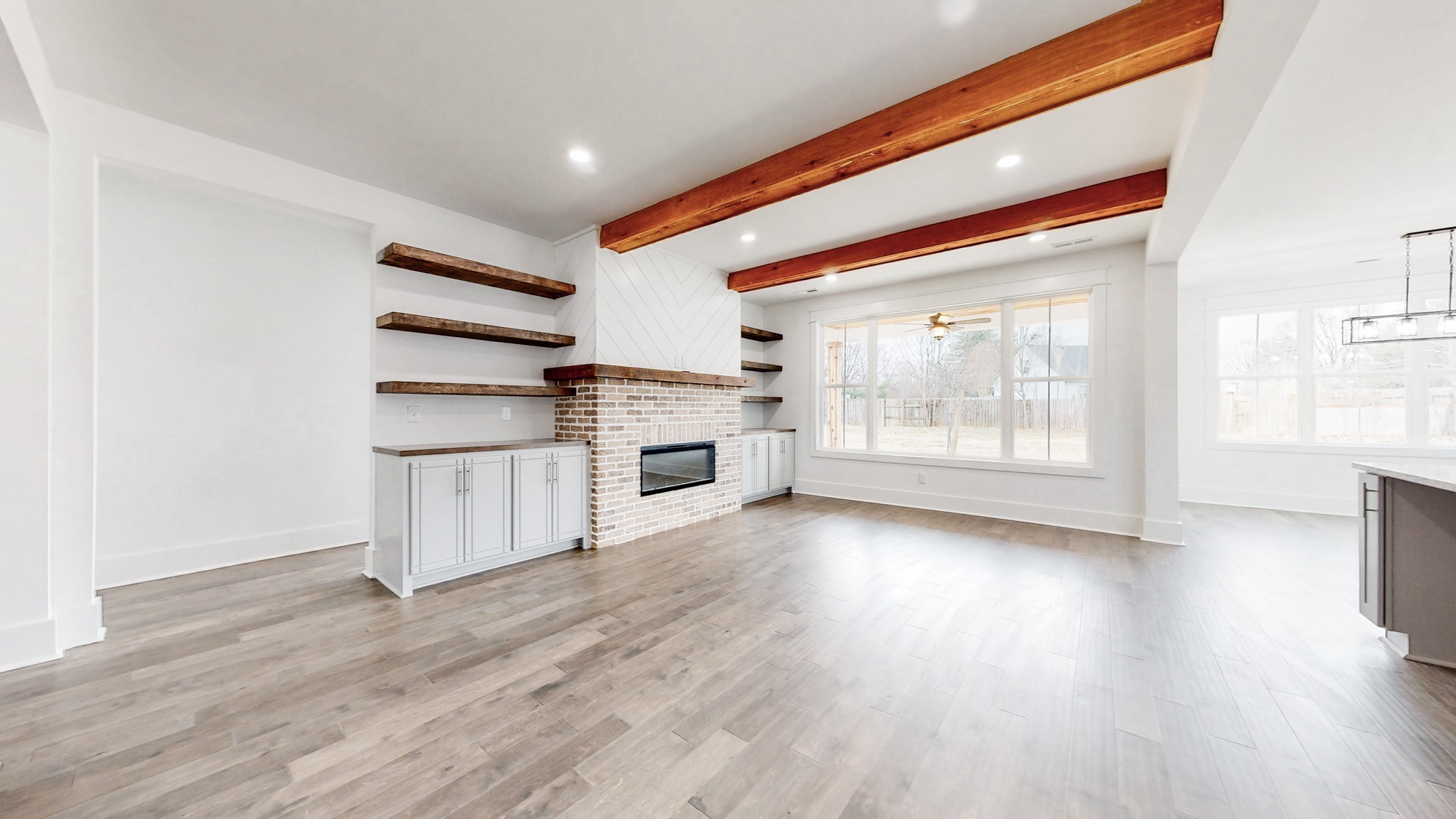 Murfreesboro, Tennessee 37128, United States, 3 Bedrooms Bedrooms, ,3 BathroomsBathrooms,Residential,Pending,80436