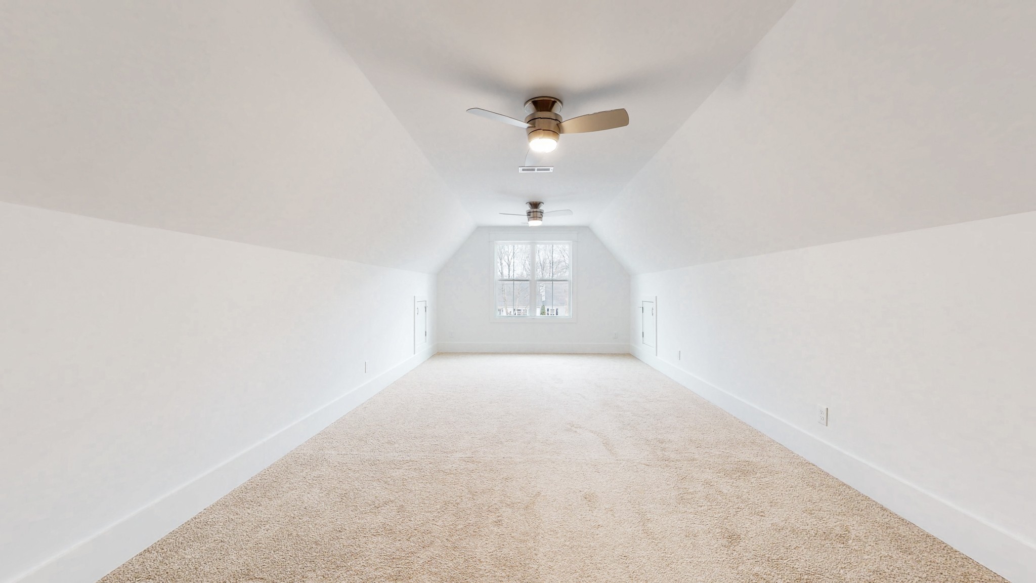 Murfreesboro, Tennessee 37128, United States, 3 Bedrooms Bedrooms, ,3 BathroomsBathrooms,Residential,Pending,80436