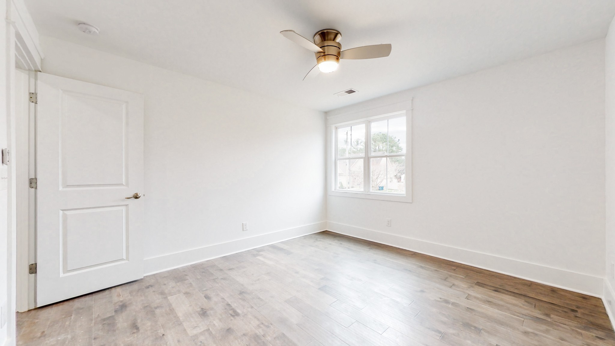 Murfreesboro, Tennessee 37128, United States, 3 Bedrooms Bedrooms, ,3 BathroomsBathrooms,Residential,Pending,80436