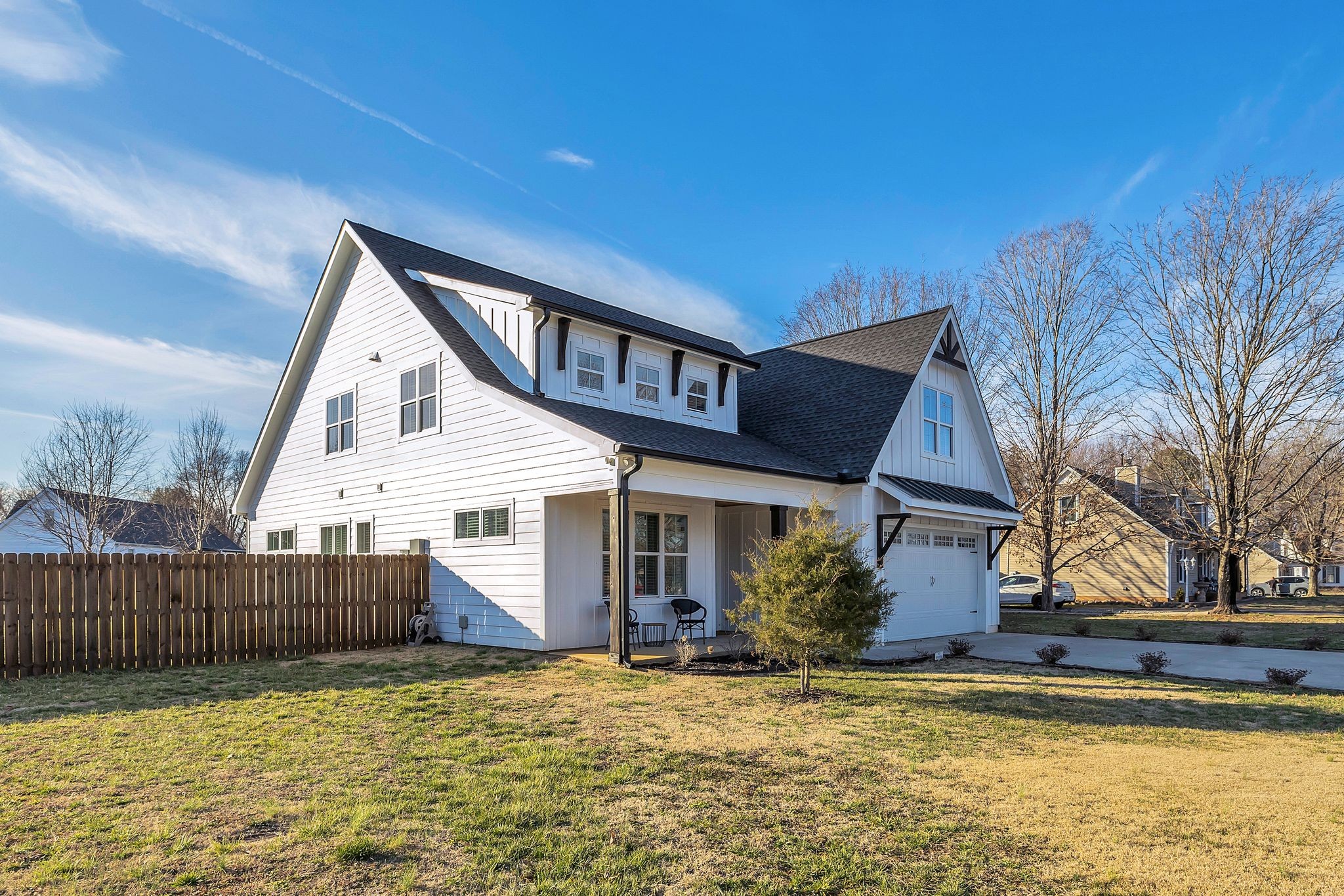 Murfreesboro, Tennessee 37128, United States, 3 Bedrooms Bedrooms, ,3 BathroomsBathrooms,Residential,Pending,80436