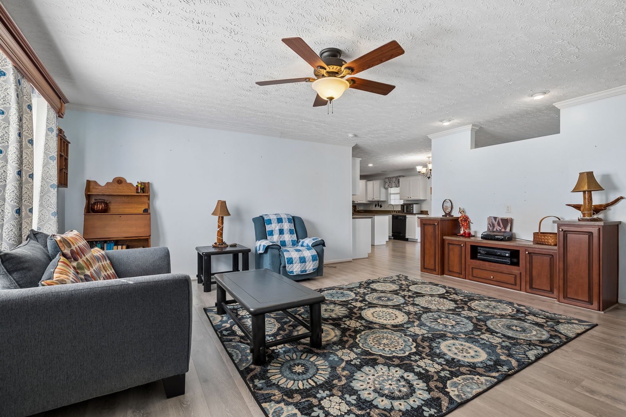 555 Wesley Chapel Rd