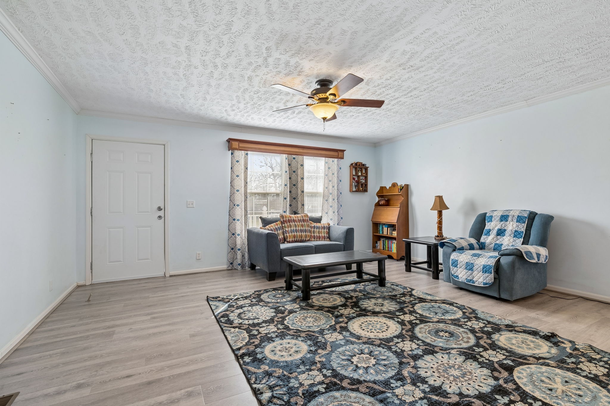 555 Wesley Chapel Rd