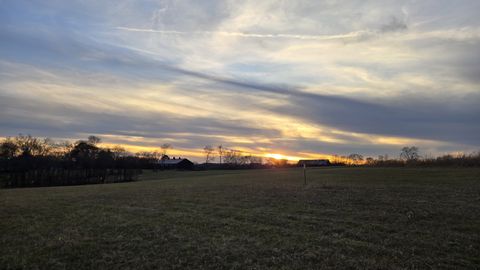 2768 Hartsville Pike Castalian Springs TN 37031