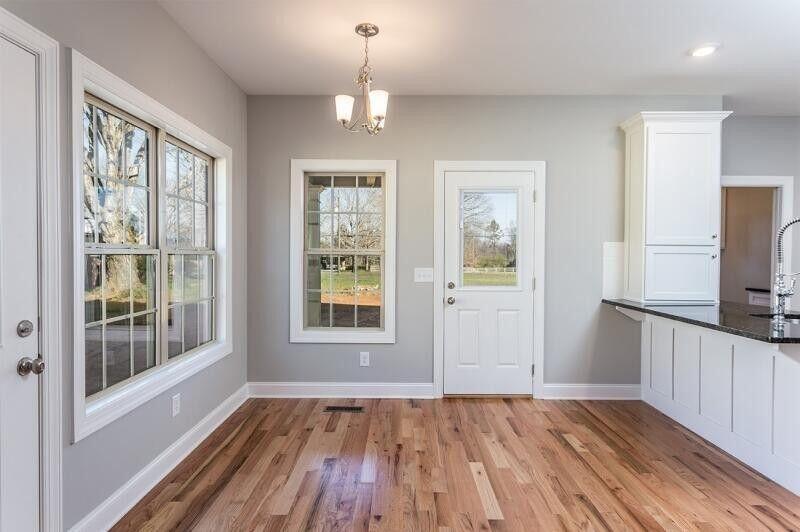 2043 Volunteer Drive SW