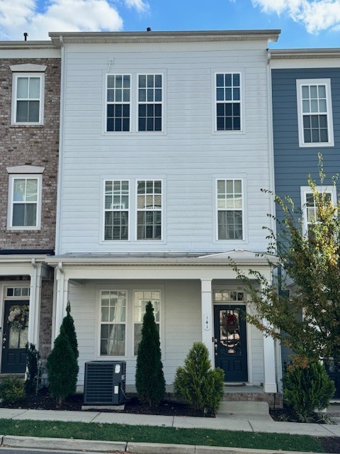 141 Burkitt Commons Ave