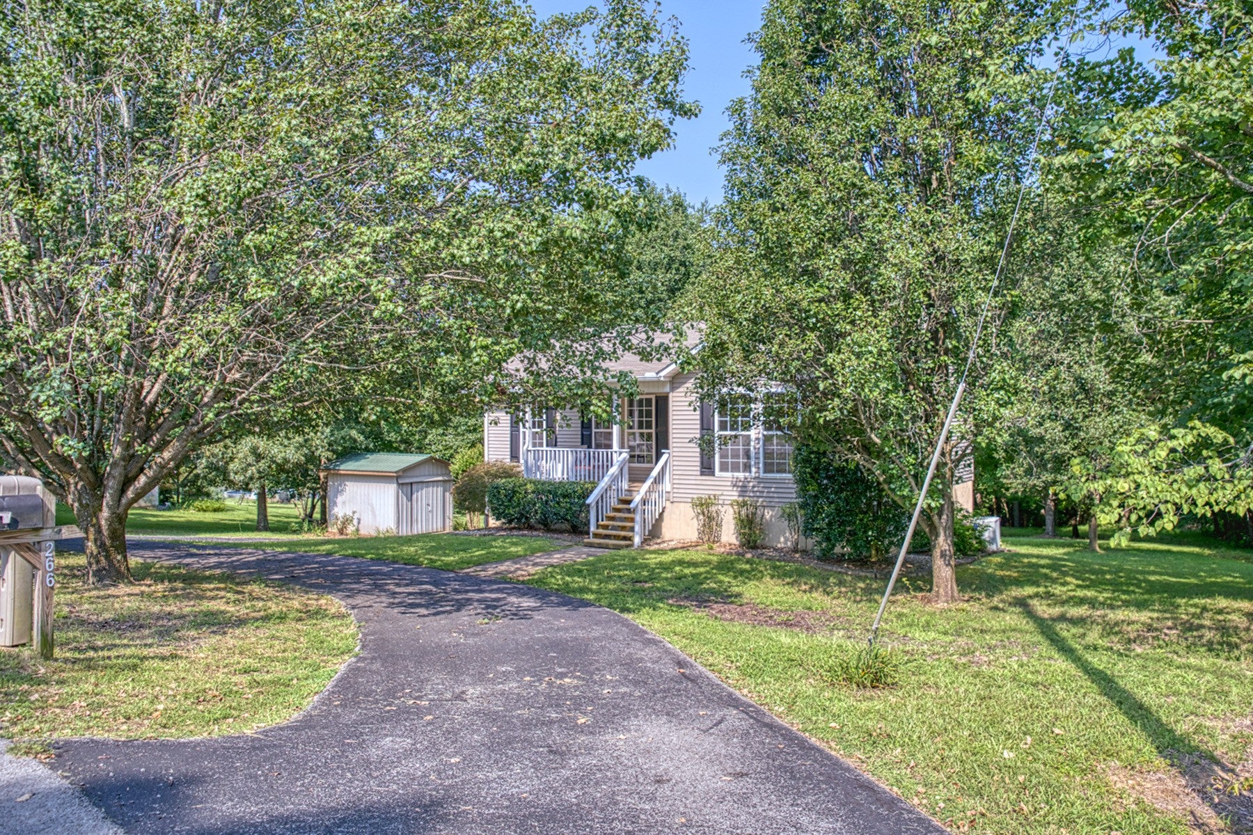266 Bangham Rd E